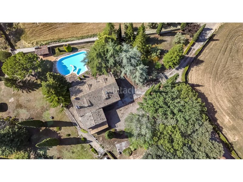 Foto 98332151-8710-4215-8307-0bd48a731a47. Casa  senyorial a en Riner