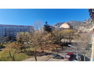 Flat  Pau. Piso en venta en berga