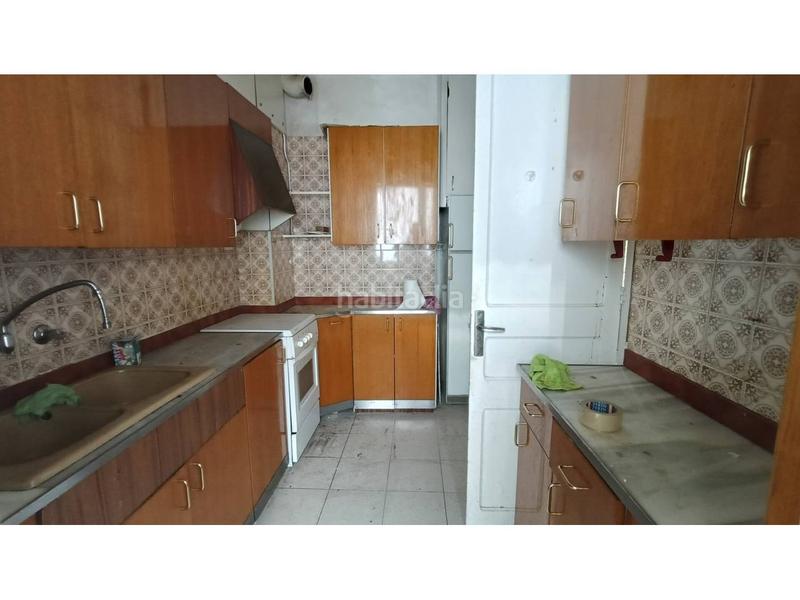 Foto a1ee81b1-5bd1-4ec9-a739-24acc5b64a3e. Casa edificio de 10 viviendas ideal para inversores en Berga