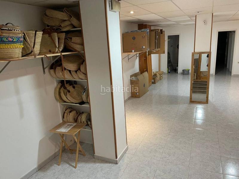 Foto cb1ca54b-3804-4684-bc82-326acb6b4373. Lloguer local comercial a Poble Nou Manresa
