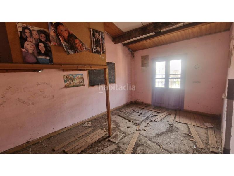 Foto 071b053a-7abe-4ff7-9f56-028d20efe9d0. Casa  para reformar en el centro ideal para inversores o para personalizar a tu gusto. en Berga