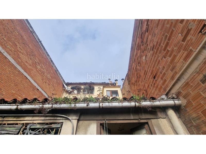 Foto f3042412-e57a-43e3-bb05-184e8fedf1df. Casa  para reformar en el centro ideal para inversores o para personalizar a tu gusto. en Berga