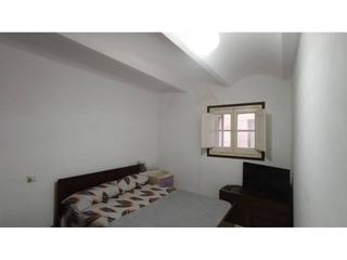 Building in Berga. Edificio en venta con gran potencial de inversión  324 m constru