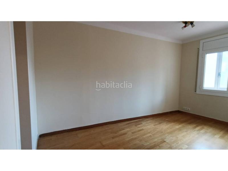 Foto 0836e47f-384d-4a77-8a8a-41399eb87fea. Piso  en venta en Berga