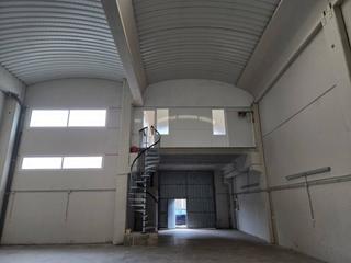 Rent Industrial building in Berga. Nave comercial en alquiler en el polígono industrial de la valld