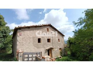 Haus in Vallcebre. Casa en venta en vallcebre con terrenos