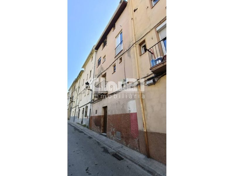 Foto faf2f5dd-ac6c-4ade-ac01-c3455e7ffe6b. Casa a Berga