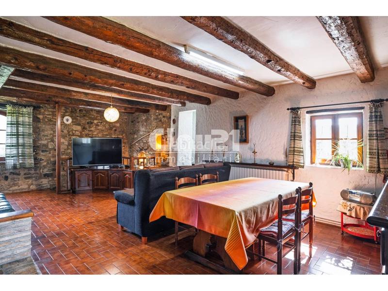 Foto 4b9b0bfa-d9ca-4cf8-9e95-113f4eb6fd8a. Masía masia en venta en Borredà