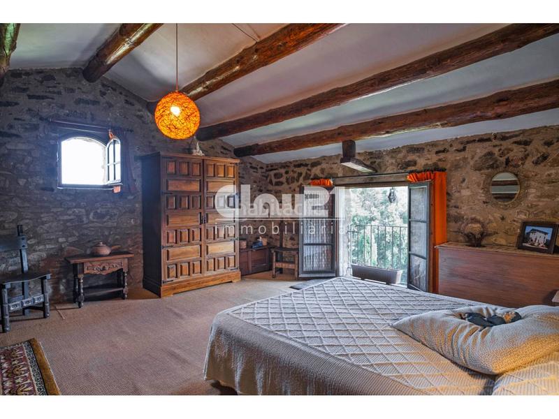 Foto b8f17d86-9a80-4bf3-9122-e024565fe57f. Masía masia en venta en Borredà