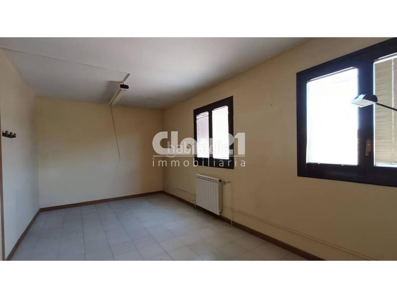 Foto 385f7770-233d-4bb1-bd05-7c30067f6574. Nave industrial nave comercial en venta ametlla en Casserres