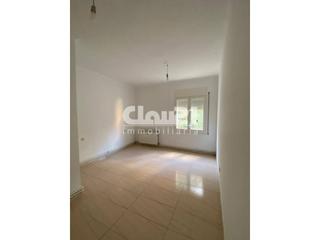 Pis a Berga. Piso en venta en berga  parque calle bruc