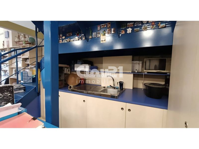 Foto efd40aaa-4b7b-4a7e-9a16-f4015a9950a6. Local comercial a Berga