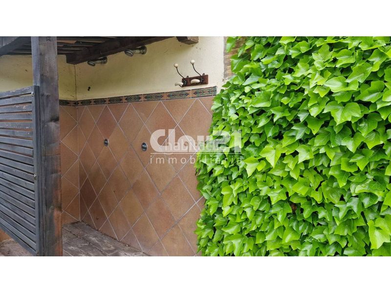 Foto ee68c5a5-f0a5-4a1b-a38c-de236cb27bb4. Casa amb calefacció aparcament piscina a Cardona