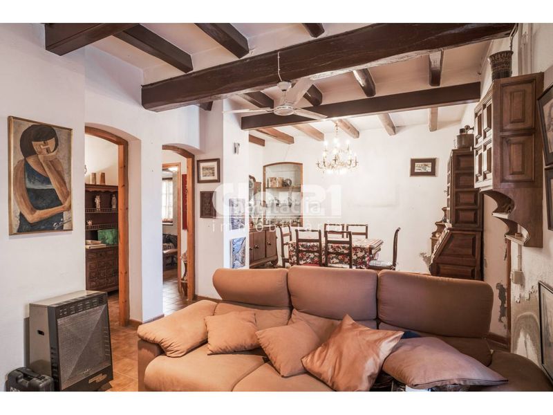 Foto 06dc7db3-4009-4c08-9d63-47314fe7bd5e. Casa amb calefacció a Puig-reig