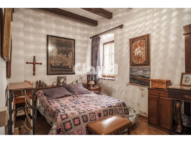 Foto 3232e0bc-d7ea-4643-a70b-f30d6f35d4db. Casa amb calefacció a Puig-reig