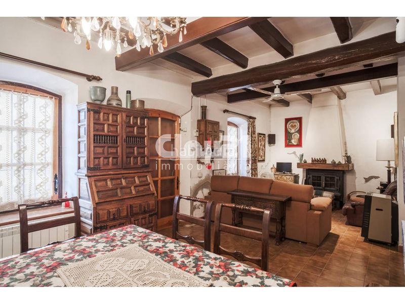 Foto efae1657-1843-4d96-a5a0-a29e1bc7f406. Casa amb calefacció a Puig-reig