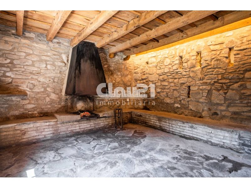 Foto 00f14de9-6e75-4e8b-b614-45f771d09c86. Masía molí de dalt masiamolí del s.xv a . una joya única en el berguedà. en Borredà