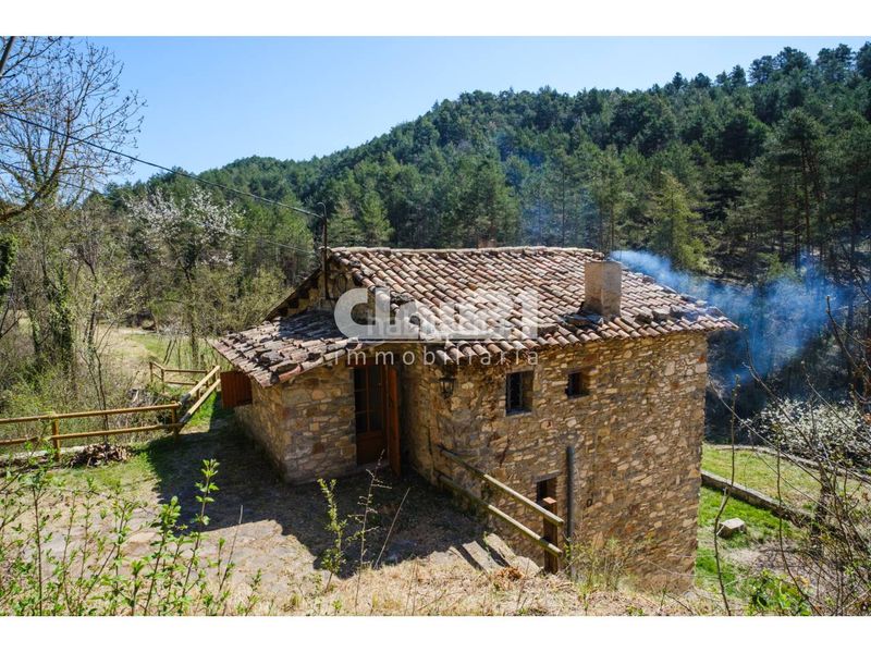 Foto abde3c60-9aec-4c6f-99b4-d830f6ad81a1. Masía molí de dalt masiamolí del s.xv a . una joya única en el berguedà. en Borredà
