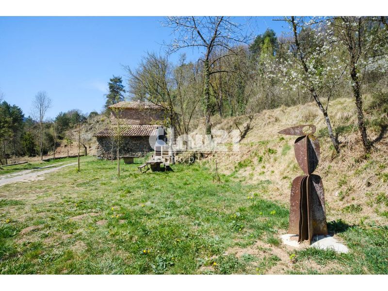 Foto c7e37797-29ab-4d71-a240-0f79862193d7. Masía molí de dalt masiamolí del s.xv a . una joya única en el berguedà. en Borredà