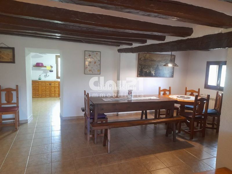 Foto 4fbfe072-580b-4b4e-b4bb-288e5499f351. Masia a Saldes