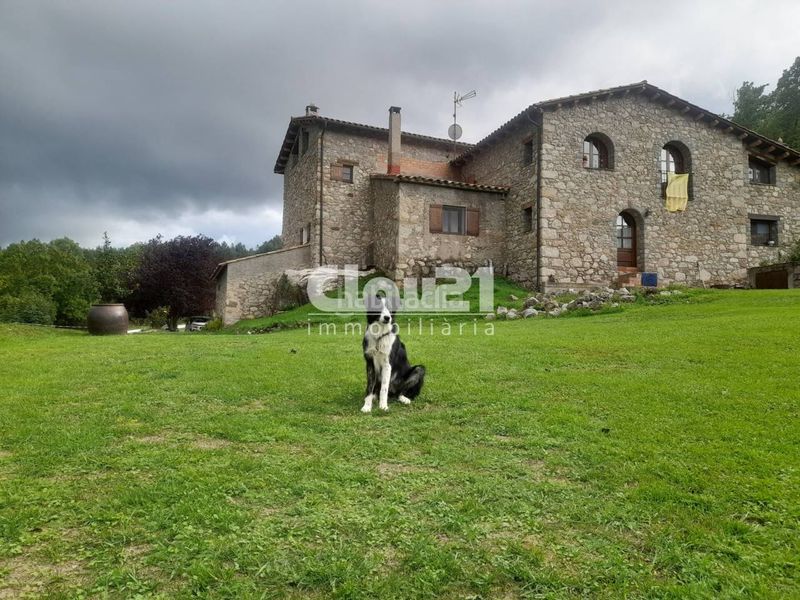 Foto e15e41fc-f53e-4a8c-bc34-34f5bdeb1f7f. Masia a Saldes
