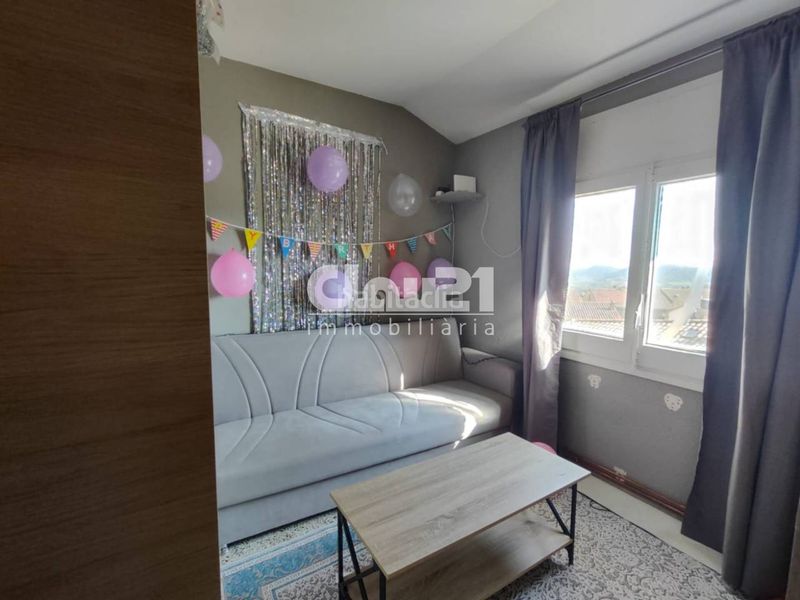 Foto 5f7e6976-29c7-4f6c-aff4-d13d14521d2a. Pis amb calefacció a Avià