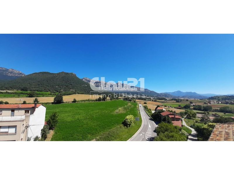 Foto c8faf218-efff-40bd-88ec-e2065eebab3a. Rent duplex with heating parking in Avià