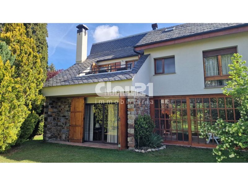 Foto 080a8f63-253c-4bf4-adc9-c587b13bfa35. Rent house with parking pool in Guils de Cerdanya