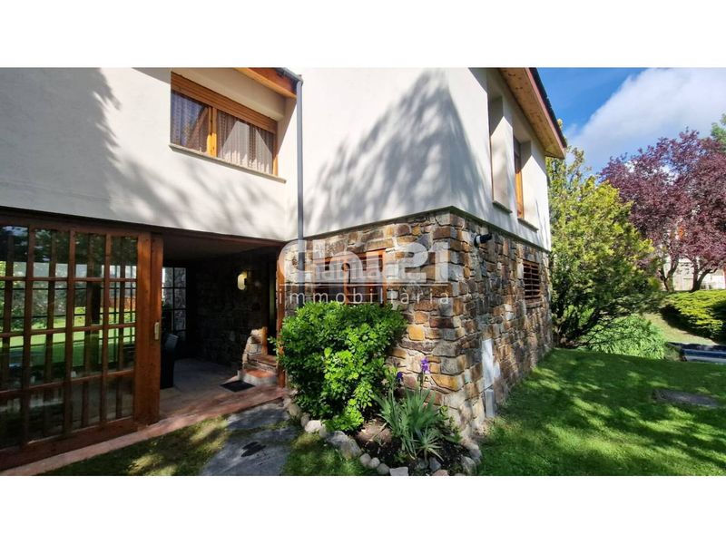 Foto 146c15b5-14e6-46a8-80d5-aca00bc3d4a5. Rent house with parking pool in Guils de Cerdanya