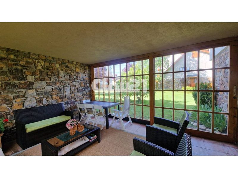 Foto f52229fb-2965-4b5d-8656-5c51604c0f9a. Rent house with parking pool in Guils de Cerdanya