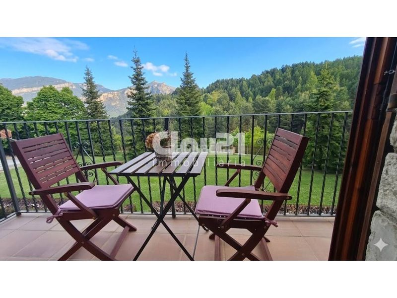 Foto 4a3486bb-568a-4631-b83a-a37d28f26d69. Apartament amb aparcament a Cercs