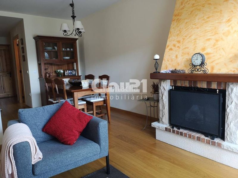 Foto 5bb83eb0-3091-4c49-8ab2-97727c6a0f18. Apartament amb aparcament a Cercs