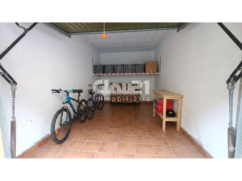 Foto a5bfe185-6220-4695-b9bd-4b5674fd9677. Apartament amb aparcament a Cercs