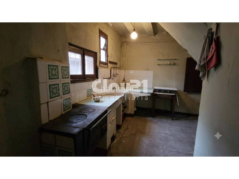 Foto fccd98fb-e4bf-432e-86d1-895dec609328. Casa a Berga