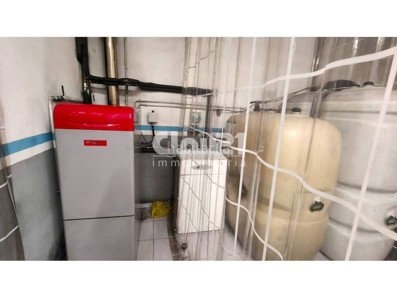 Foto 32125bde-4f46-4902-8b24-8f1be2b0a335. Casa amb calefacció aparcament a Gironella