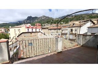 Pis  Plaza sant joan. Piso céntrico en venta en berga