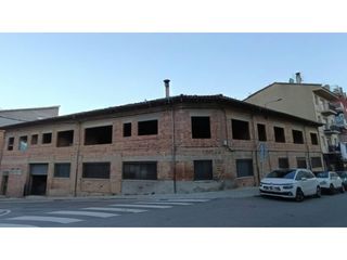 Lloguer Casa a Gironella. Edificio con proyecto para la construcción de viviendas