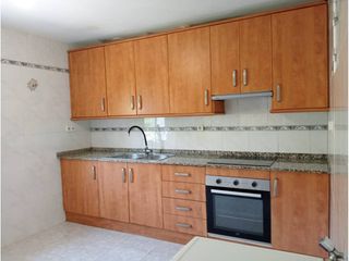 Location Appartement  Calle flor de la montaña. Pis en alquiler en avià