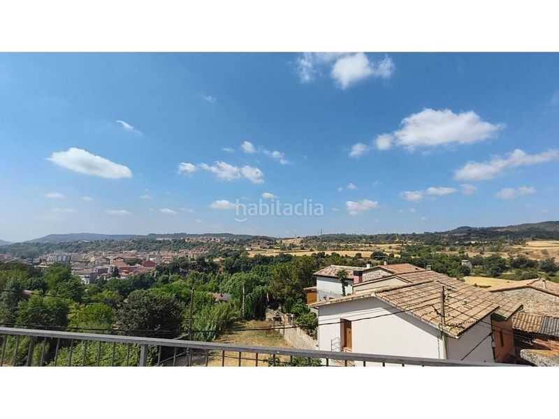 Foto e23d6dca-d48d-499b-8ee0-2f45561ebd50. Casa amb aparcament a Gironella