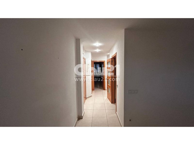 Foto f1ebaf14-6787-4dc0-bd83-1726b60a3466. Dúplex amb calefacció aparcament a Avià