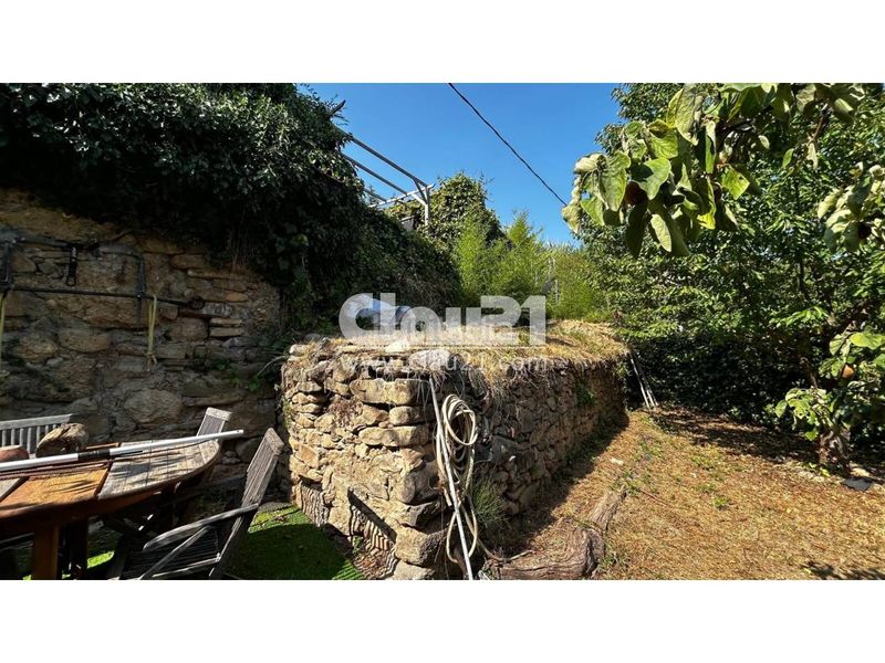 Foto 8134f686-c2ca-4241-b700-4541af39c4df. Casa amb calefacció a Vilada