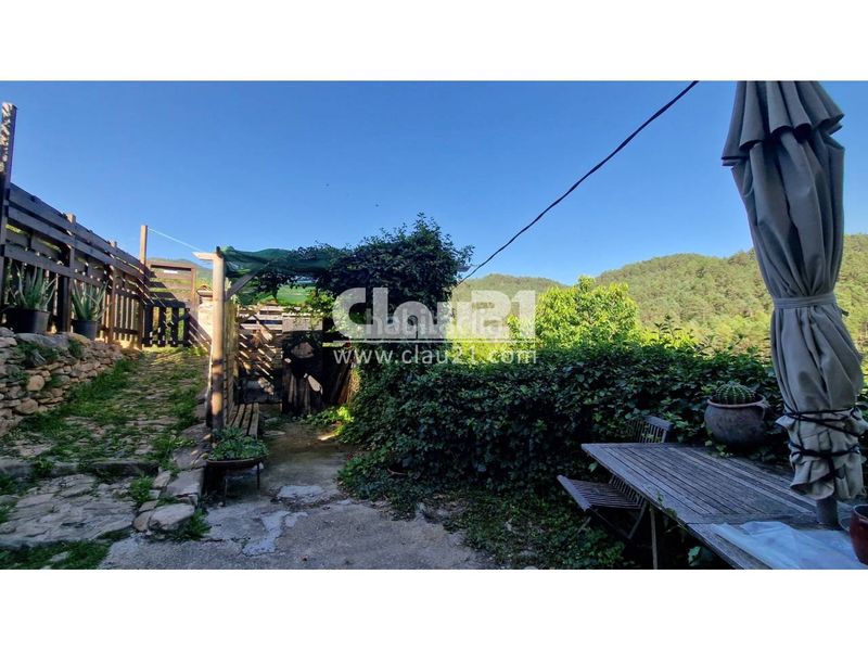 Foto ccecbc2b-86fe-401c-a59b-ab30de74404c. Casa amb calefacció a Vilada