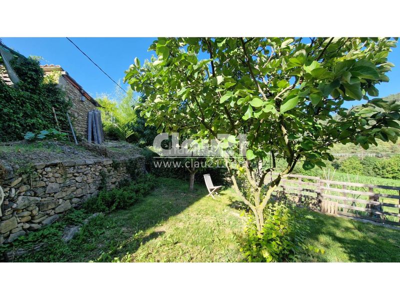 Foto e8850074-ac0f-45ac-8df3-8ae50c31333d. Casa amb calefacció a Vilada
