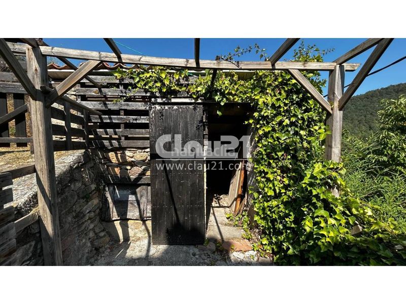 Foto f2b27ead-fcec-46cd-a875-0929398aebbe. Casa amb calefacció a Vilada