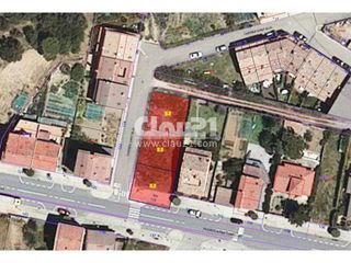 Wohngrundstück  Paseo bisbe comellas. Solar 3 parcelas en venta en casserres