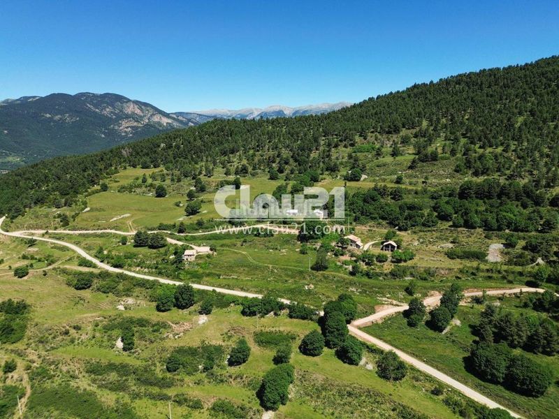 Foto a776d3c0-25dd-4ae9-ab2d-77a5aa75fd7f. Masia a Guixers
