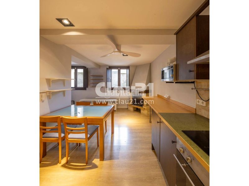 Foto f02962f9-6c36-4439-bfc8-61fb413eefa0. Pis amb calefacció a Berga