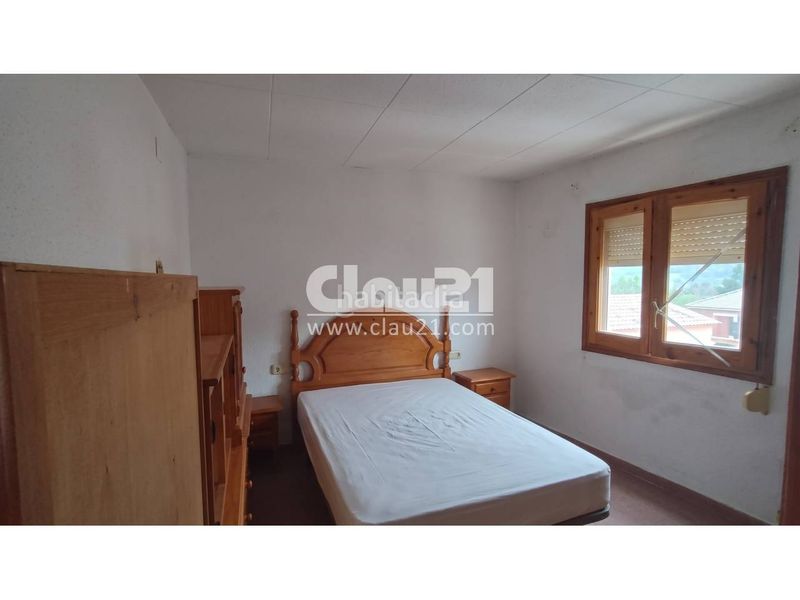 Foto e5ce2ba2-8f5b-43a8-a74d-972da1f063ea. Pis amb calefacció a Cercs