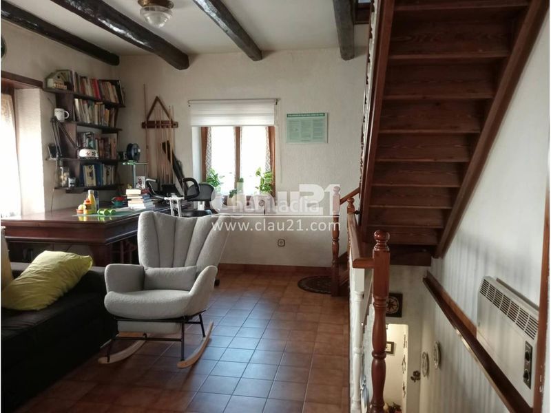 Foto a7ac320b-c9da-4207-b457-a412df6521e2. Casa amb calefacció aparcament a Olvan