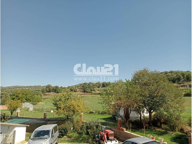 Foto b2ff0ad5-ccfa-49d4-a0ad-6c54f08a079d. Casa amb calefacció aparcament a Olvan